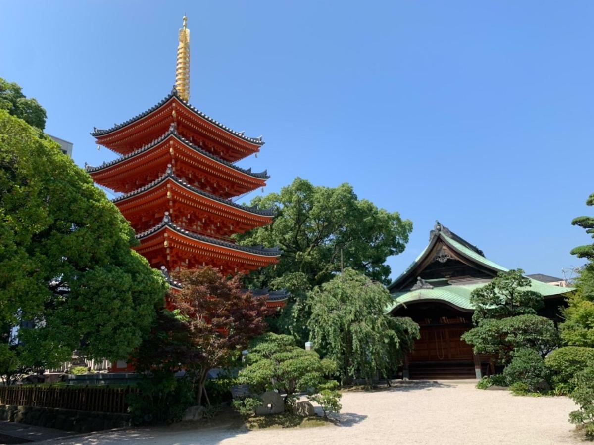Апартаменты Trip Pod Shimogofuku-Machi Фукуока Экстерьер фото